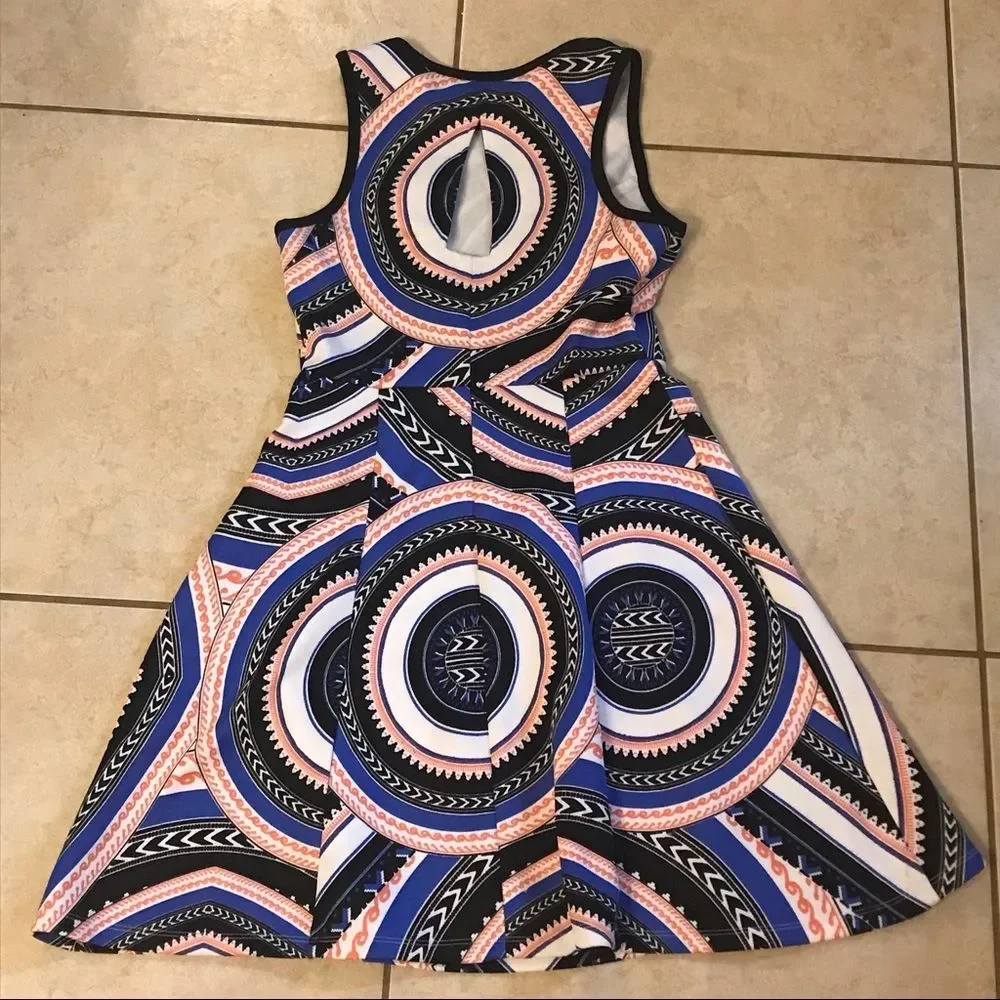 Colorful Patterned Dress - Picture 2 of 3
